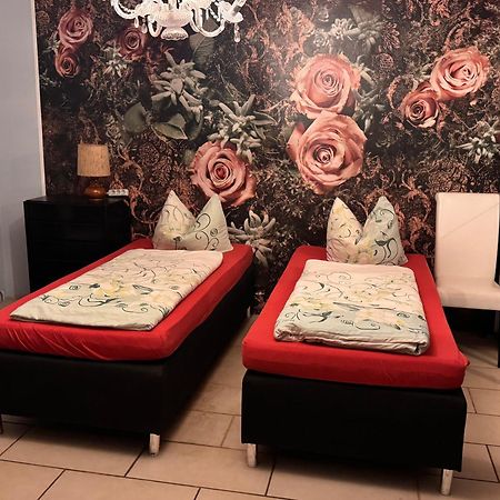 Bauernhof Privatzimmer Hortus Sandrine Gemeinschaftsbad Free Wifi Hausbreitenbach Eksteriør billede